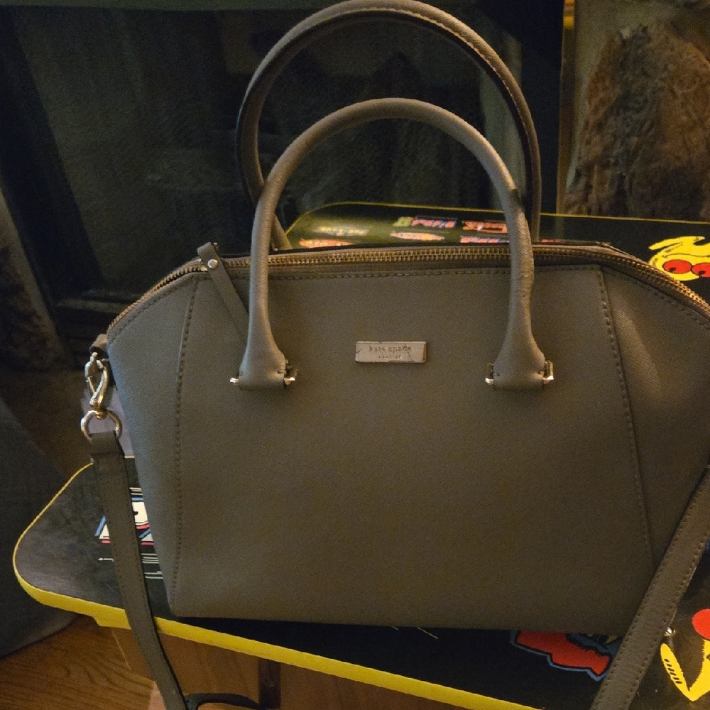 Kate Spade Gray Satchel Bag with Structured Design